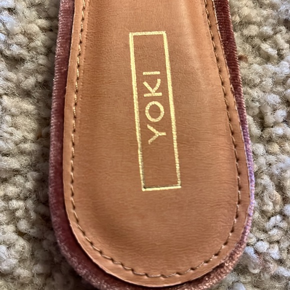 Mauve Slip on flats by Yoki!! - Picture 2 of 4